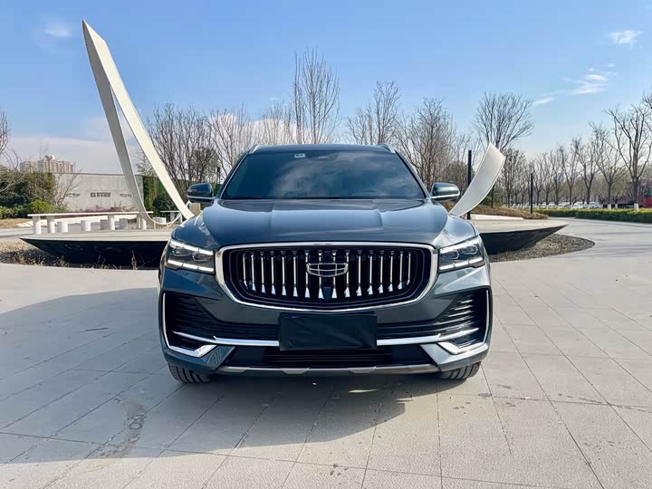 Фото 2 - Geely Monjaro