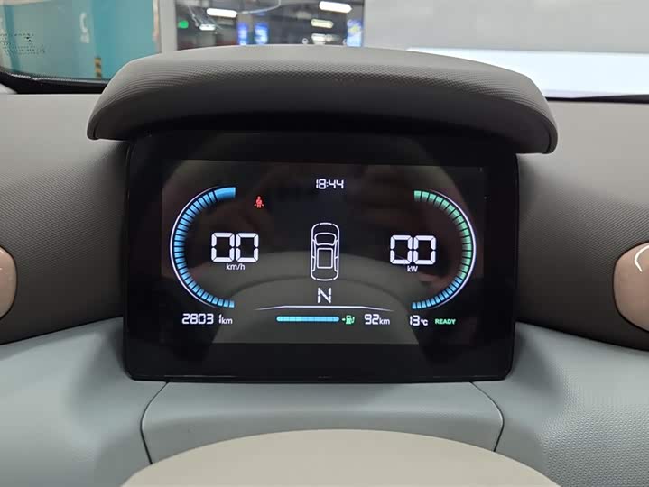 Фото 14 - Leapmotor T03