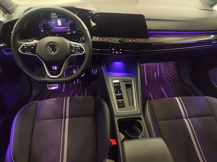 Фото 9 - Volkswagen Golf