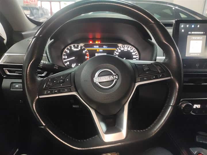 Фото 11 - Nissan Teana