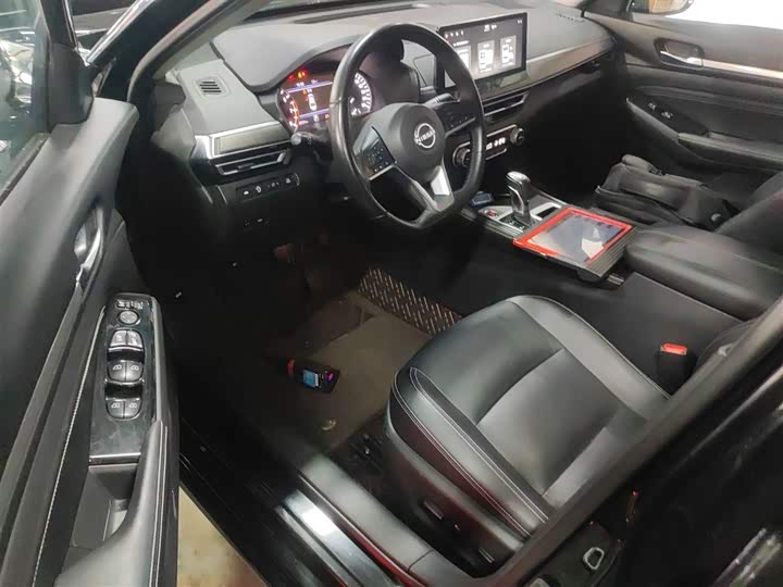 Фото 16 - Nissan Teana