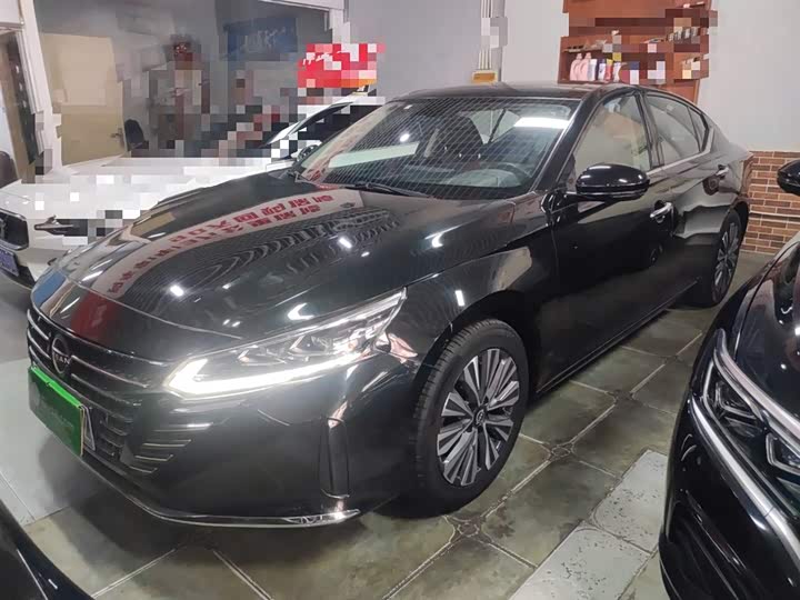 Фото 2 - Nissan Teana