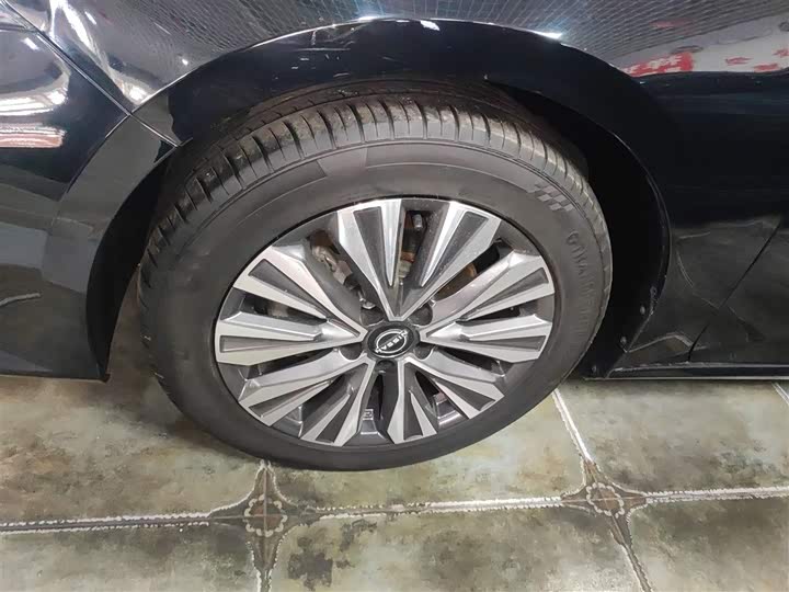 Фото 23 - Nissan Teana