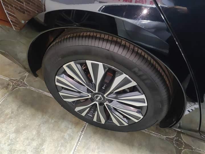 Фото 26 - Nissan Teana