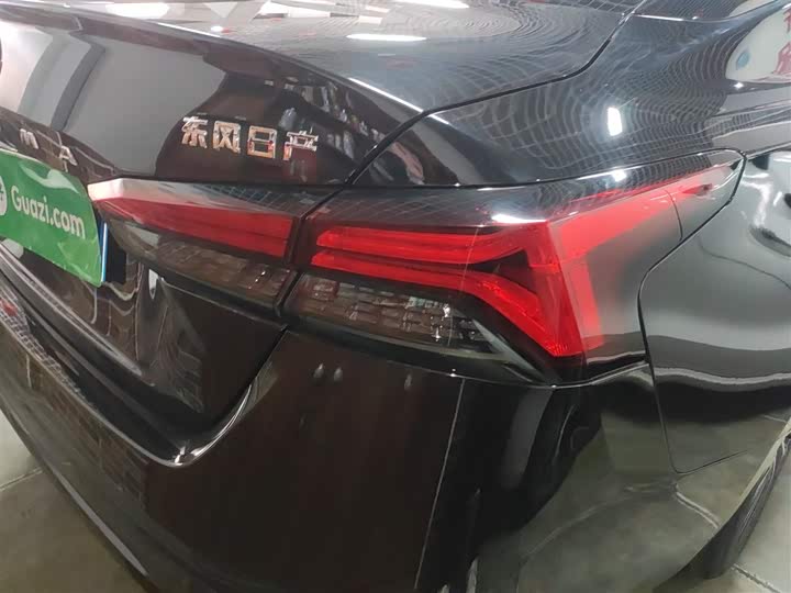 Фото 8 - Nissan Teana