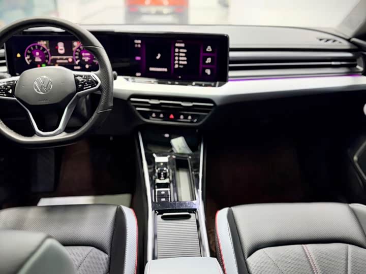 Фото 17 - Volkswagen Lamando L