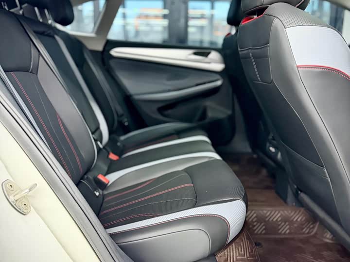 Фото 20 - Volkswagen Lamando L