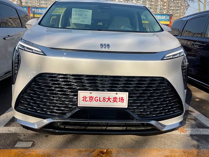 Фото 2 - Buick GL8 Century