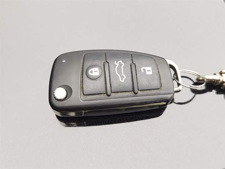 Фото 10 - JAC Refine M4