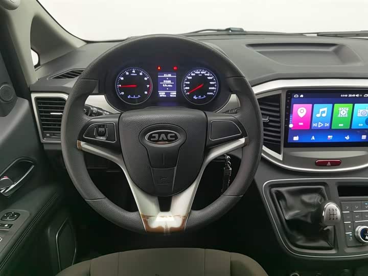 Фото 12 - JAC Refine M4