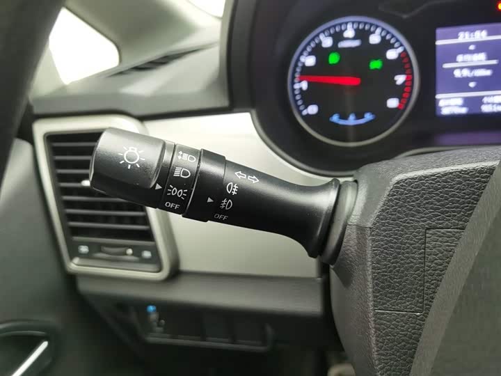 Фото 18 - JAC Refine M4