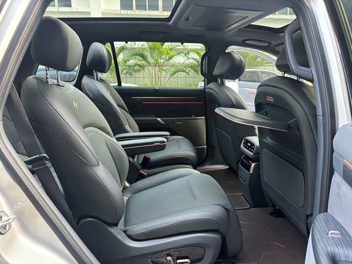 Фото 12 - Dongfeng Yipai eπ 008