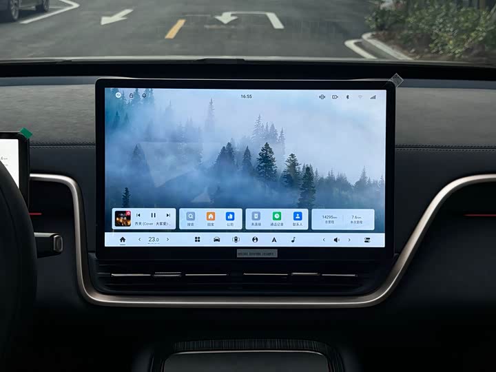 Фото 19 - Dongfeng Yipai eπ 008