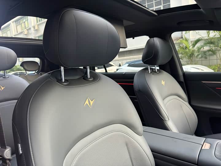 Фото 32 - Dongfeng Yipai eπ 008