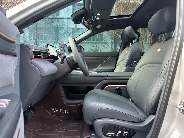 Фото 9 - Dongfeng Yipai eπ 008