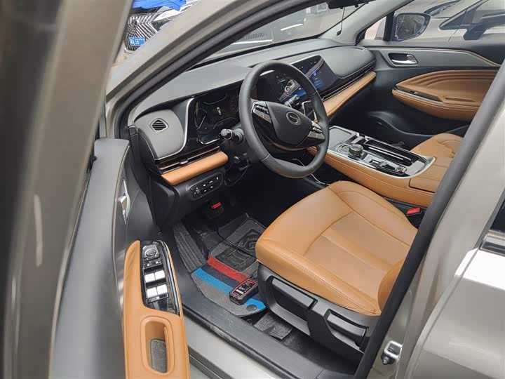 Фото 16 - GAC Aion S