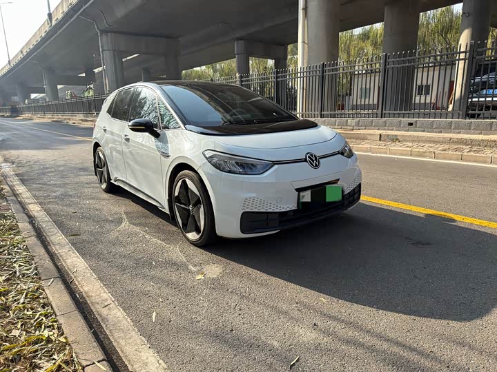 Фото 2 - Volkswagen ID.3