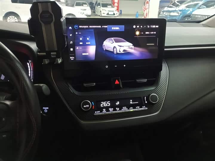 Фото 13 - Toyota Corolla