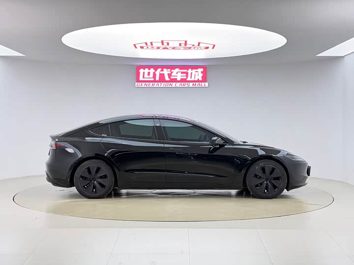 Фото 7 - Tesla Model 3