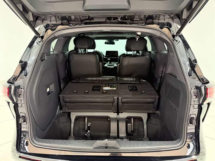 Фото 14 - Toyota Sienna