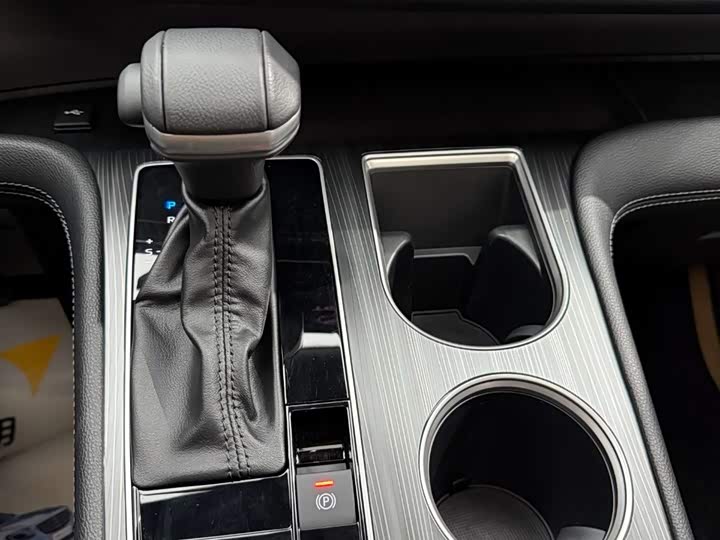 Фото 22 - Toyota Sienna