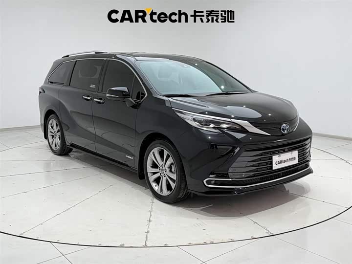 Фото 4 - Toyota Sienna