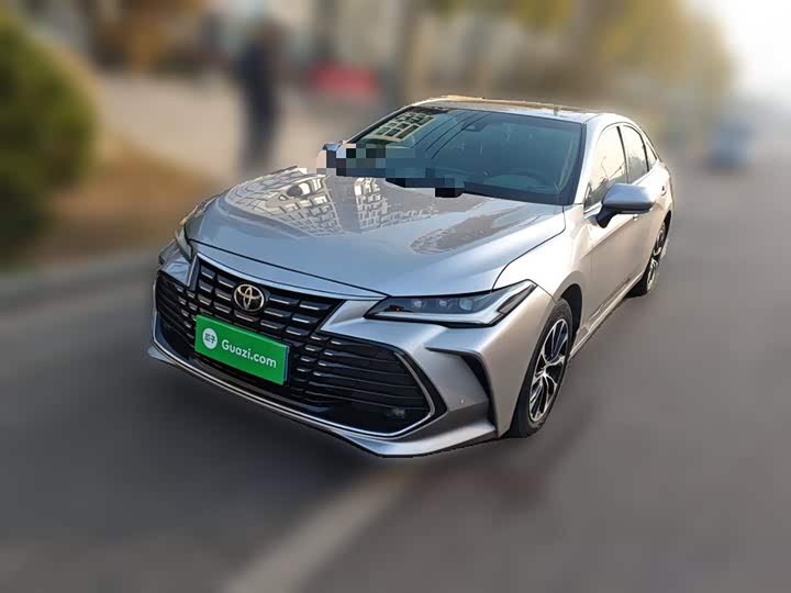 Фото 1 - Toyota Avalon