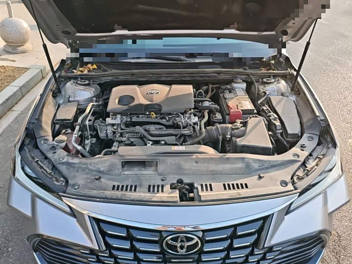 Фото 11 - Toyota Avalon