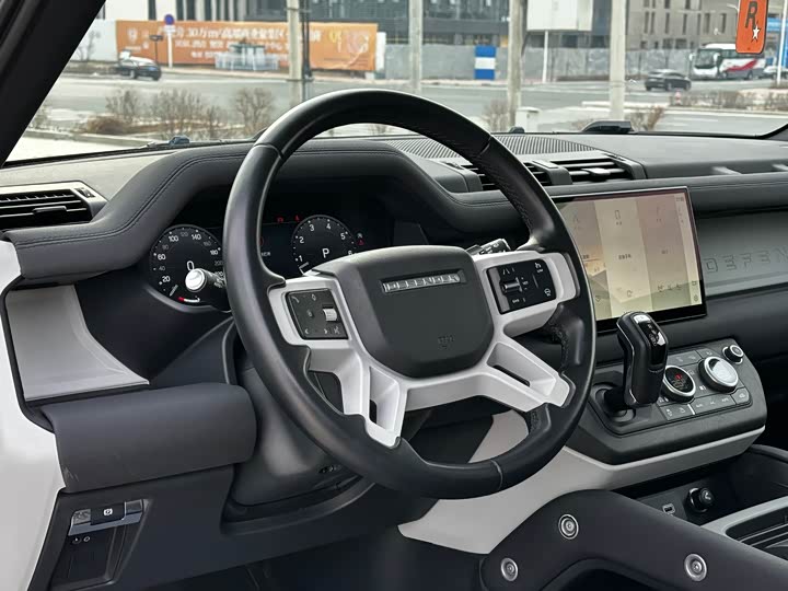 Фото 4 - Land Rover Defender