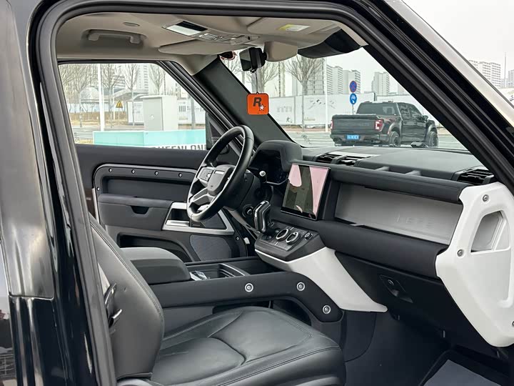 Фото 5 - Land Rover Defender