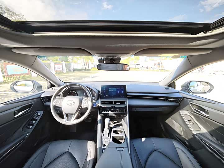 Фото 15 - Toyota Avalon