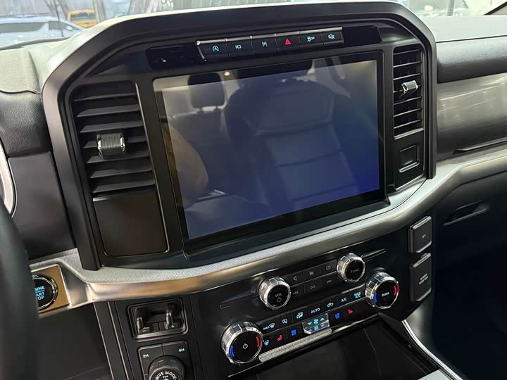 Фото 5 - Ford F-150 Raptor