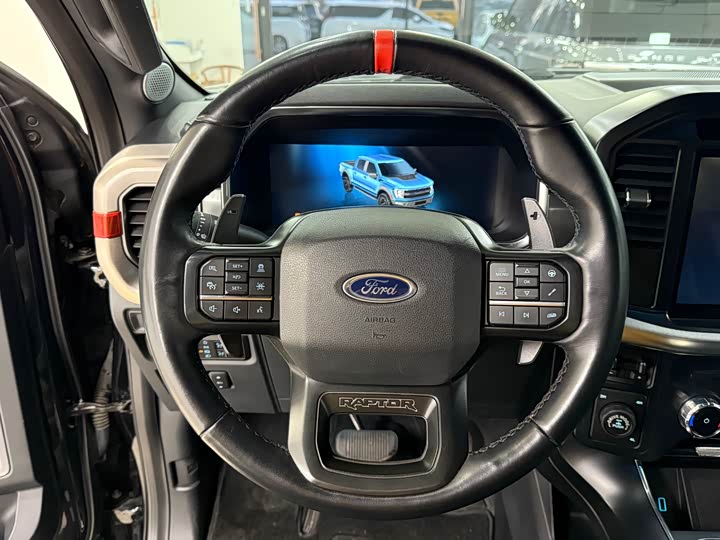 Фото 6 - Ford F-150 Raptor