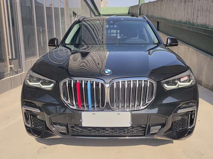 Фото 2 - BMW X5