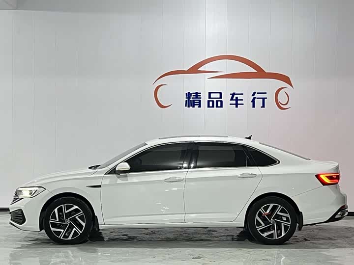 Фото 4 - Volkswagen Sagitar L