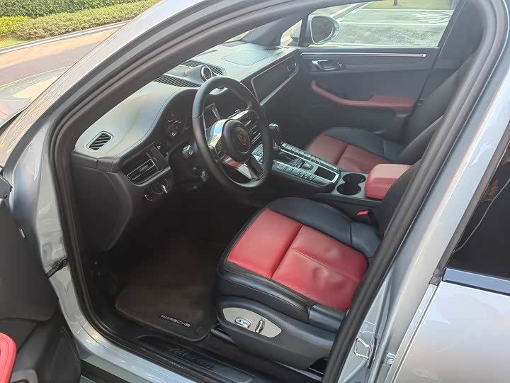 Фото 4 - Porsche Macan