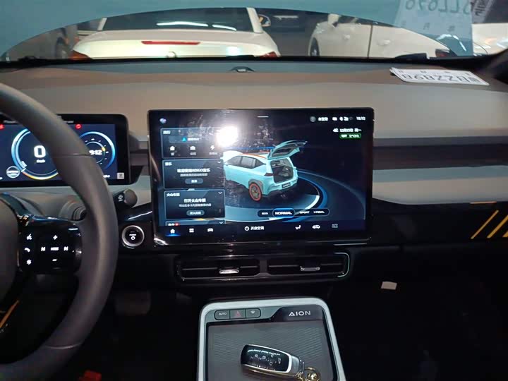 Фото 13 - GAC Aion Y