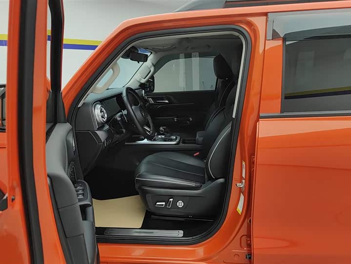 Фото 9 - Tank 300