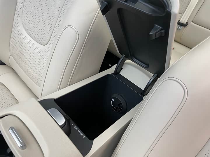 Фото 21 - Smart #1