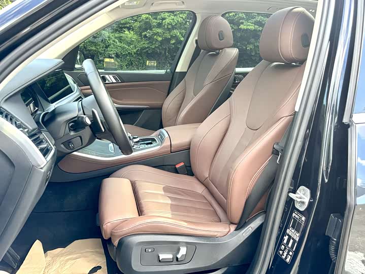 Фото 15 - BMW X5