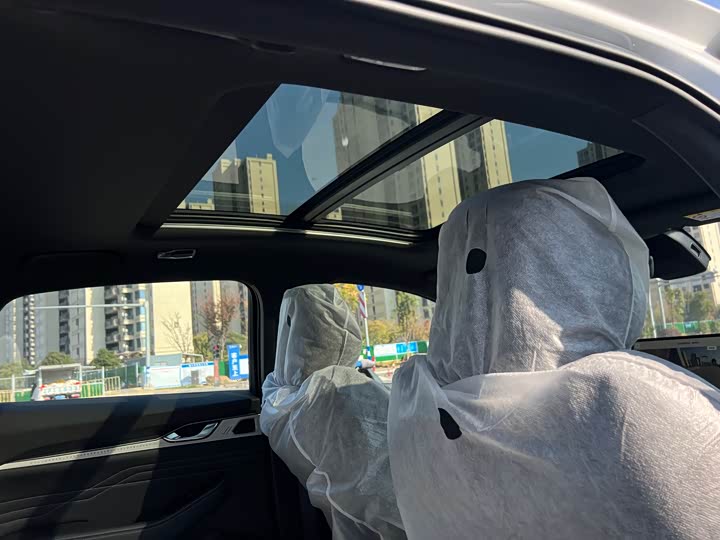 Photo 32 - Geely Preface