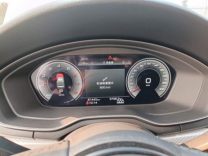 Фото 12 - Audi A4L