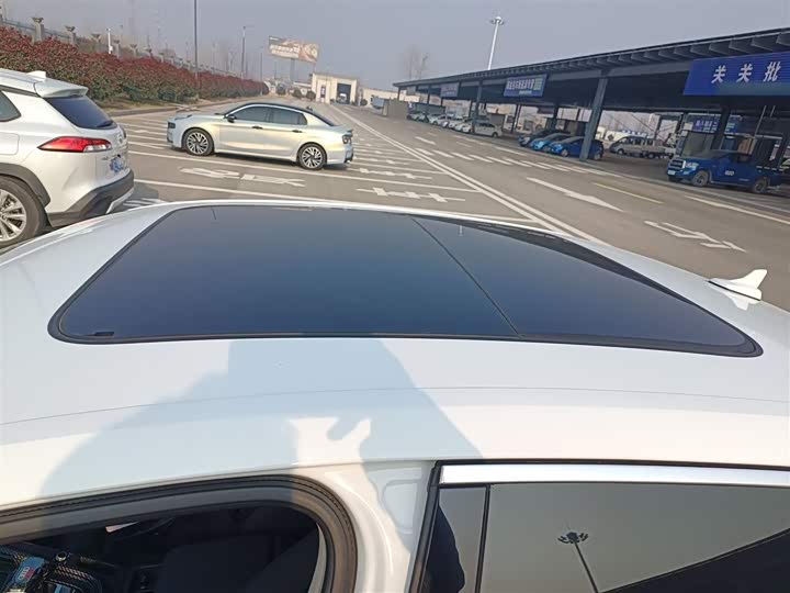 Фото 27 - Audi A4L