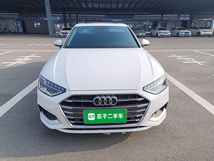 Фото 3 - Audi A4L