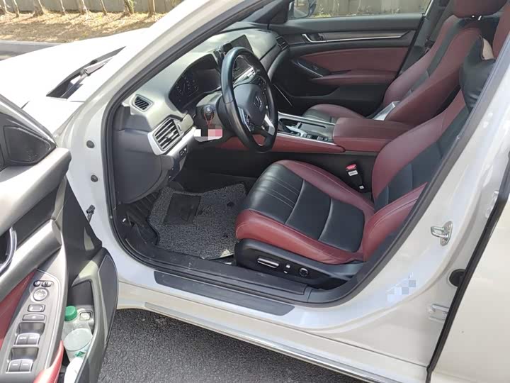 Фото 14 - Honda Inspire