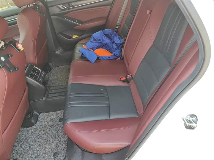 Фото 15 - Honda Inspire