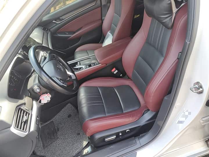 Фото 8 - Honda Inspire