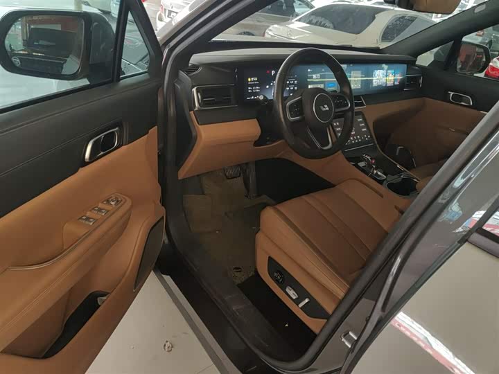 Фото 16 - LiXiang One