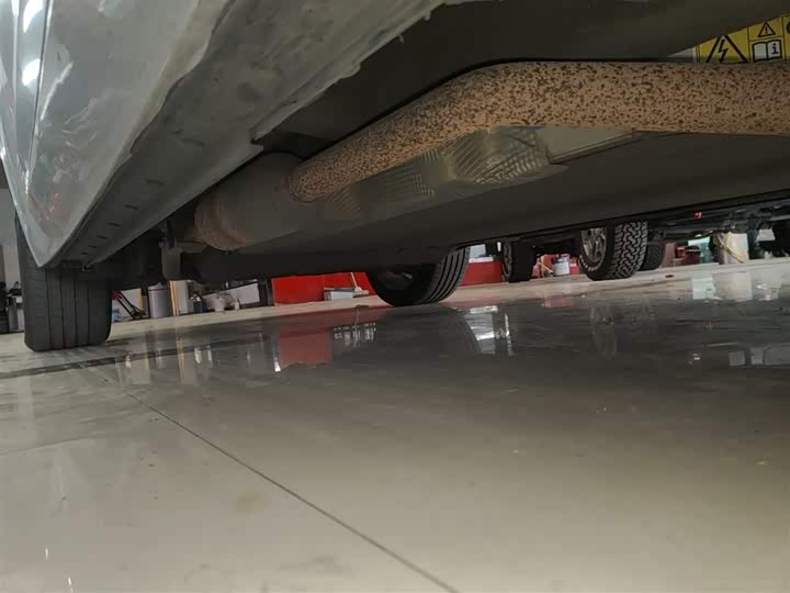 Фото 21 - LiXiang One