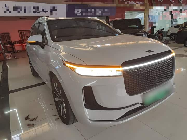 Фото 4 - LiXiang One